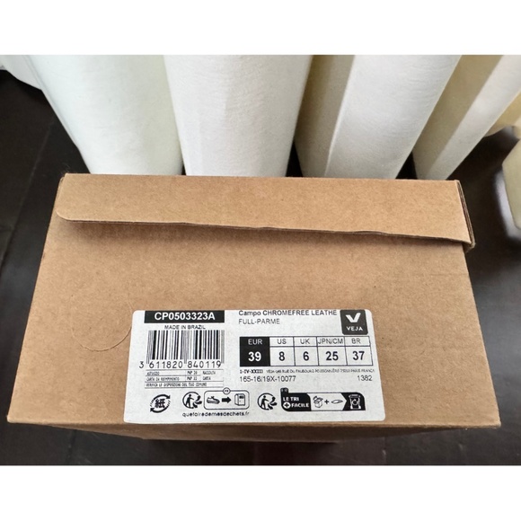 Veja V-10 Lowtop Sneakers in PARME/Purple, Size EU39, NWT - Picture 9 of 9